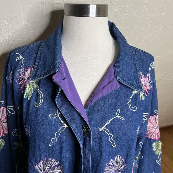 Vintage Denim Shirt Jacket Womens Medium Floral Beaded Embroidery - Picture 3 of 9